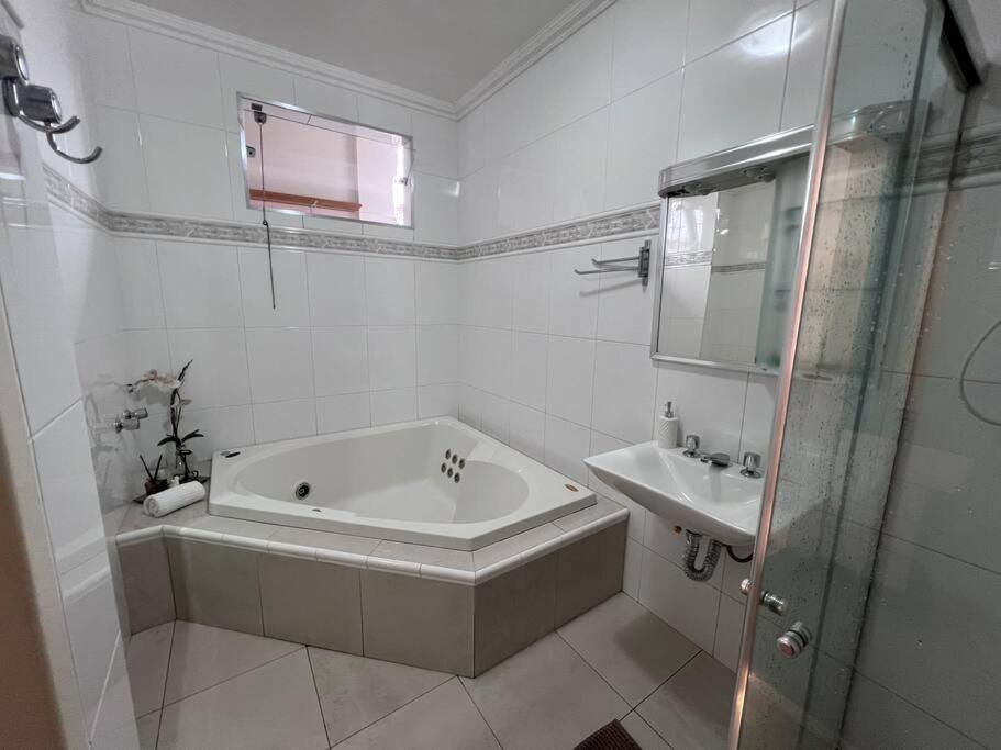 Estadia Das Gerais - Casa De Hospedes Adoravel Com Jacuzzi Ouro Preto  Ngoại thất bức ảnh